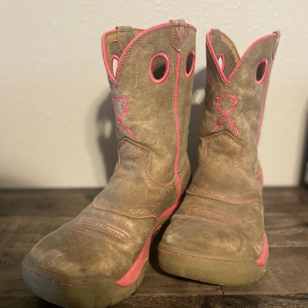 Twisted X Breast Cancer Awareness Boots